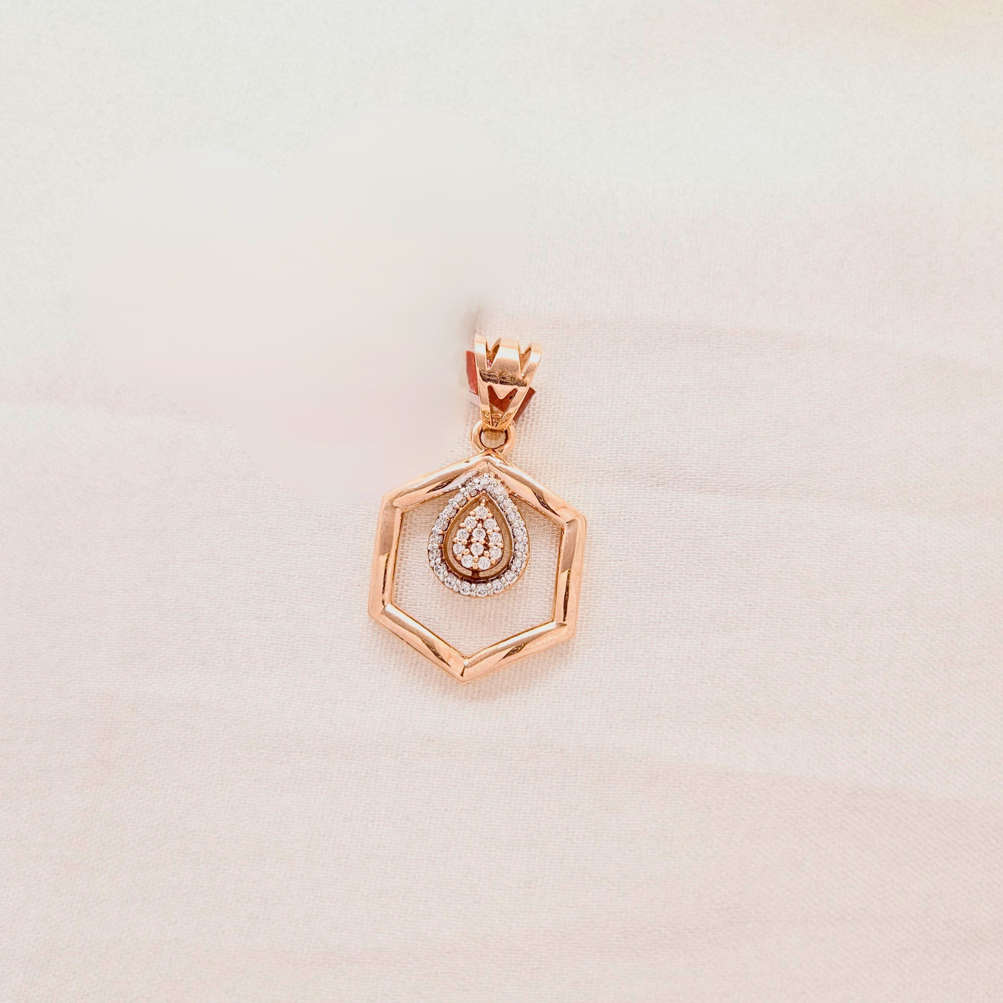 Auristar Pendant