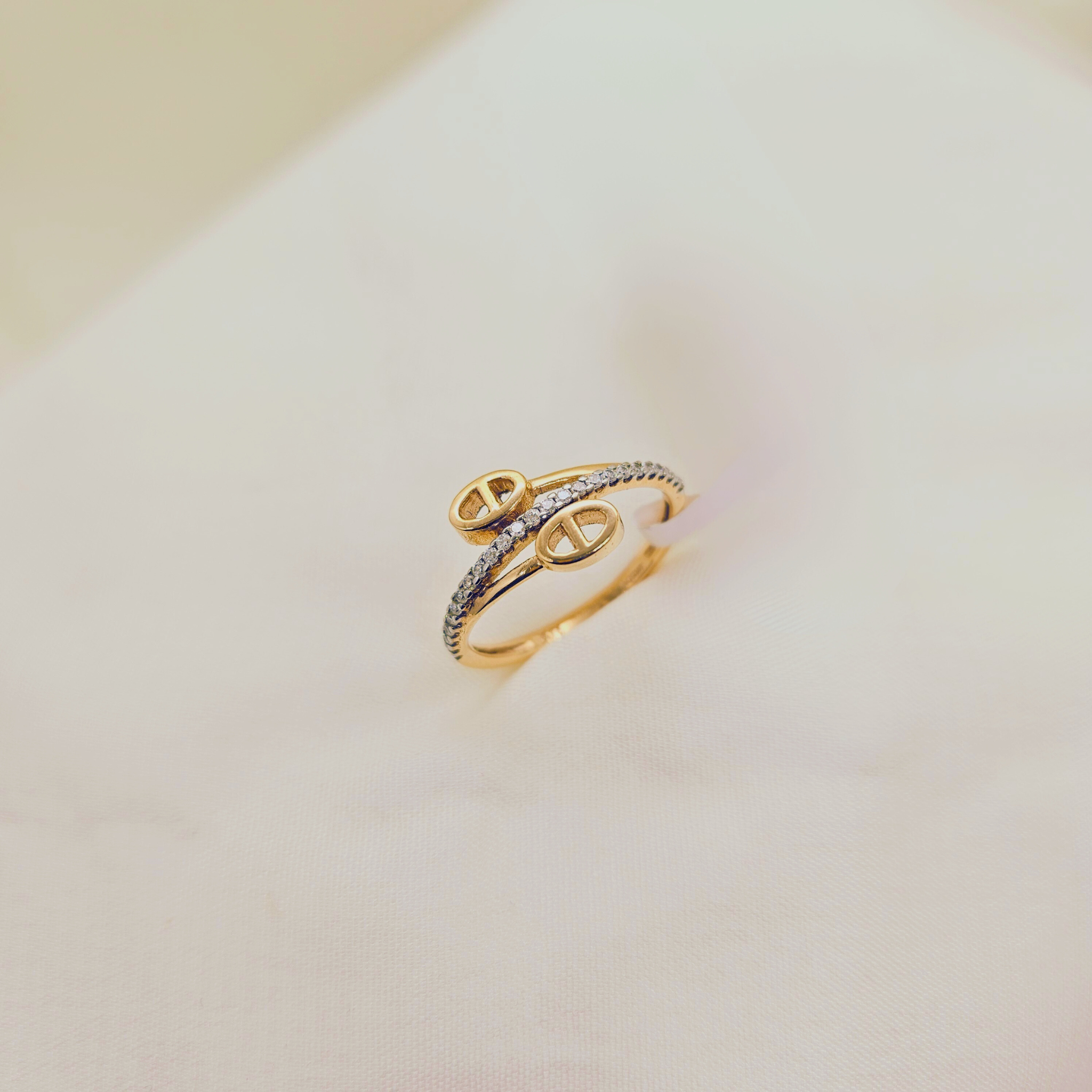 Twinale Ring