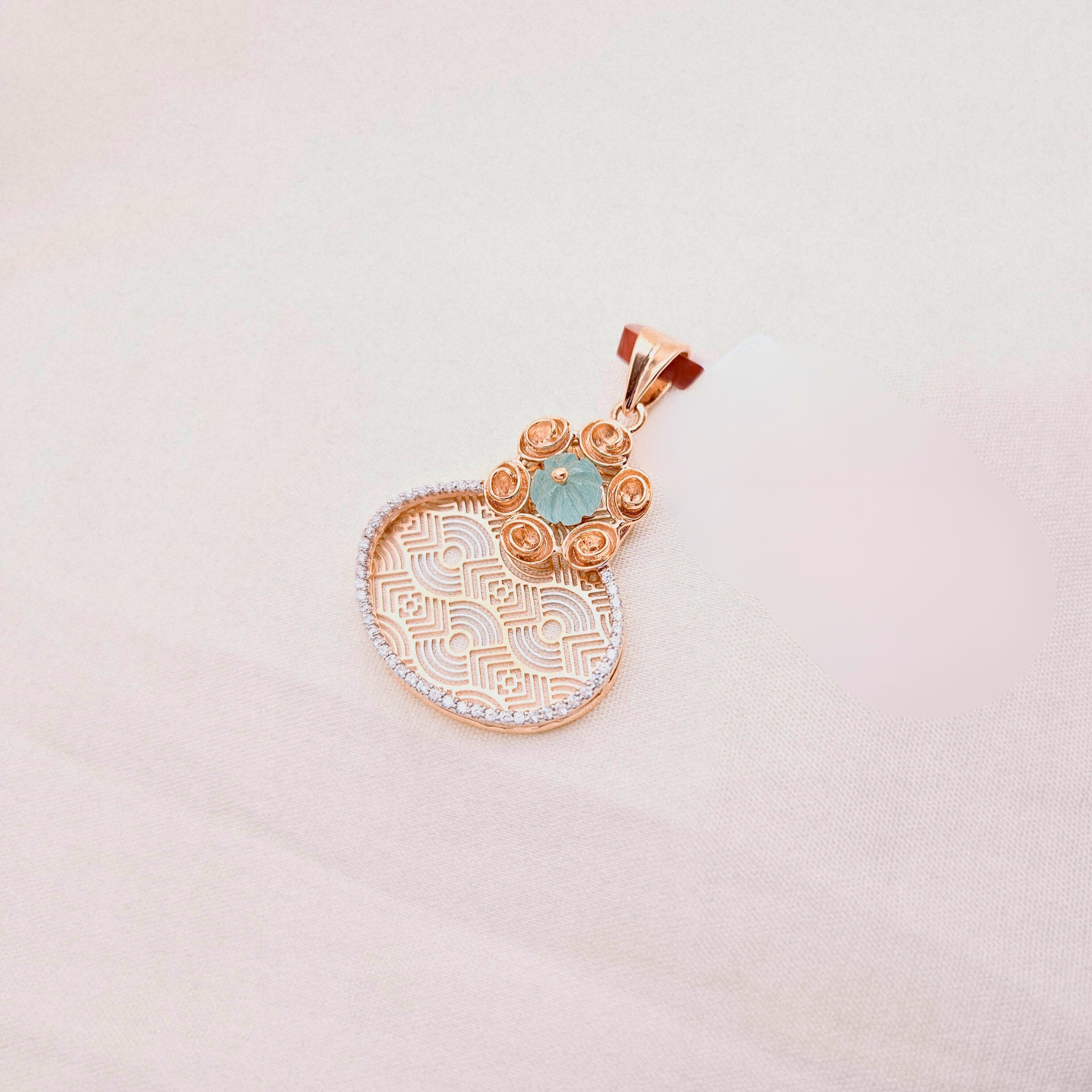 Emerissa Pendant