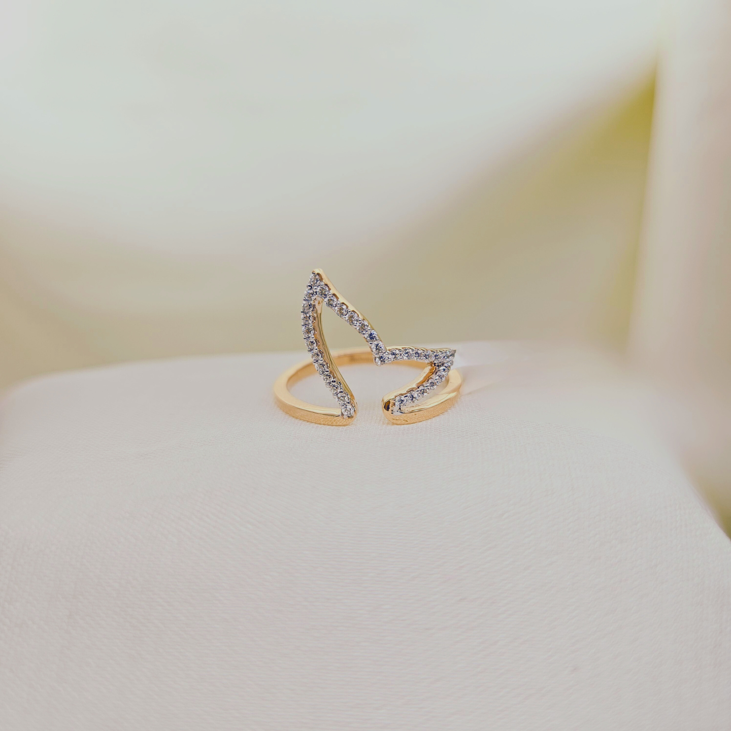 Giltflow Ring