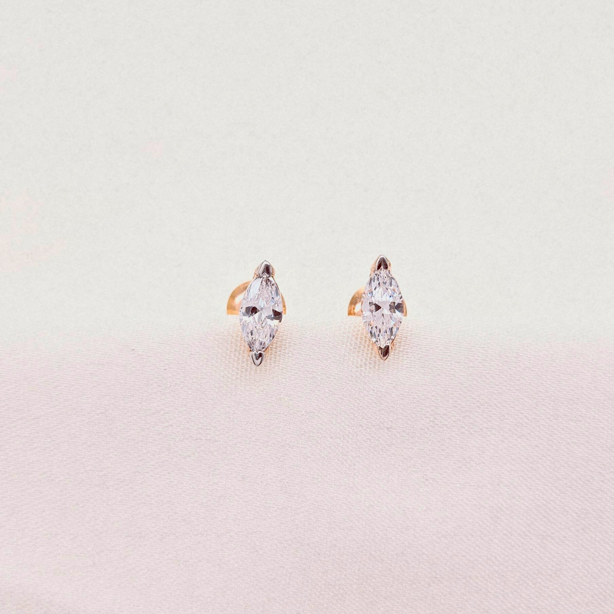 Shinova Earrings