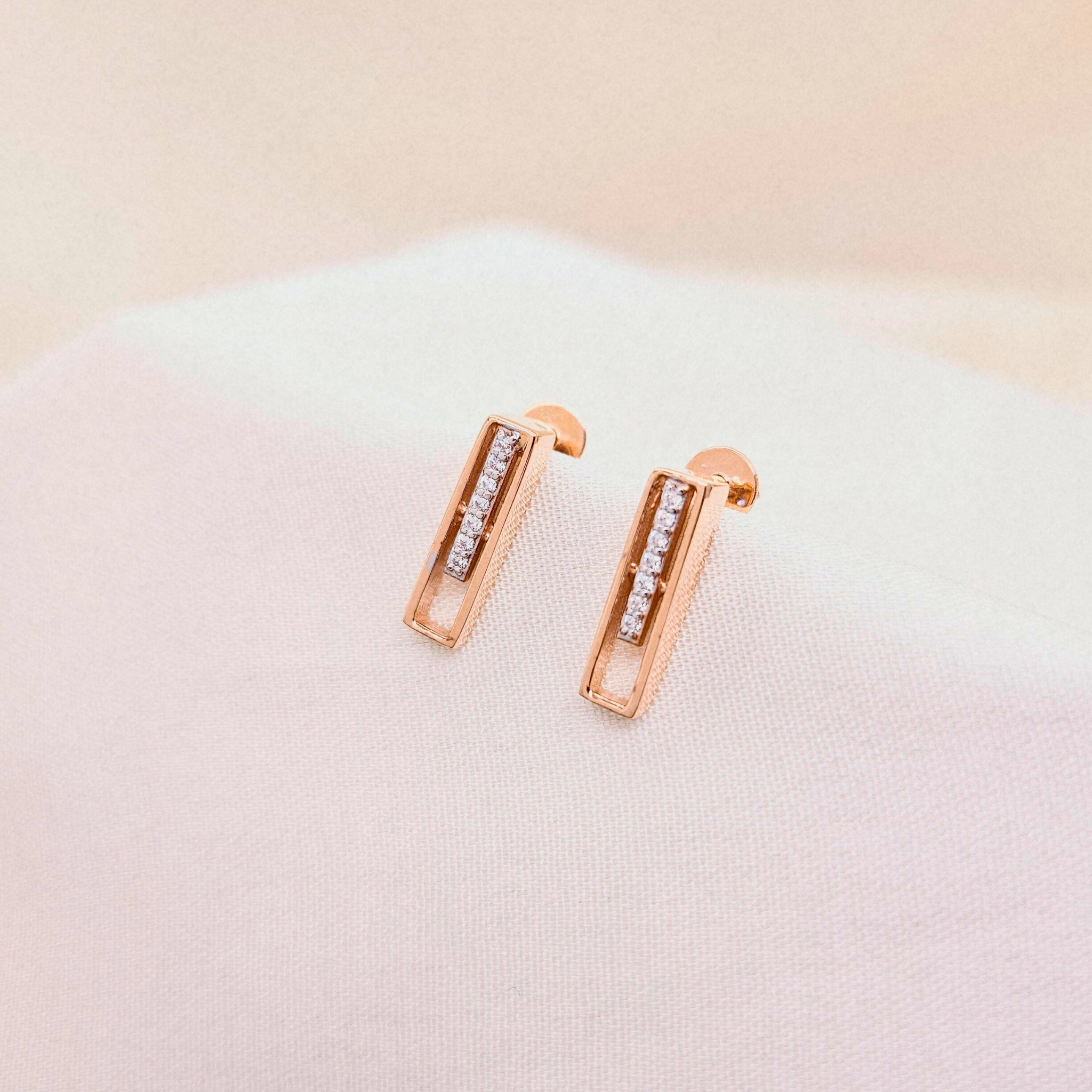 Vertis Earrings