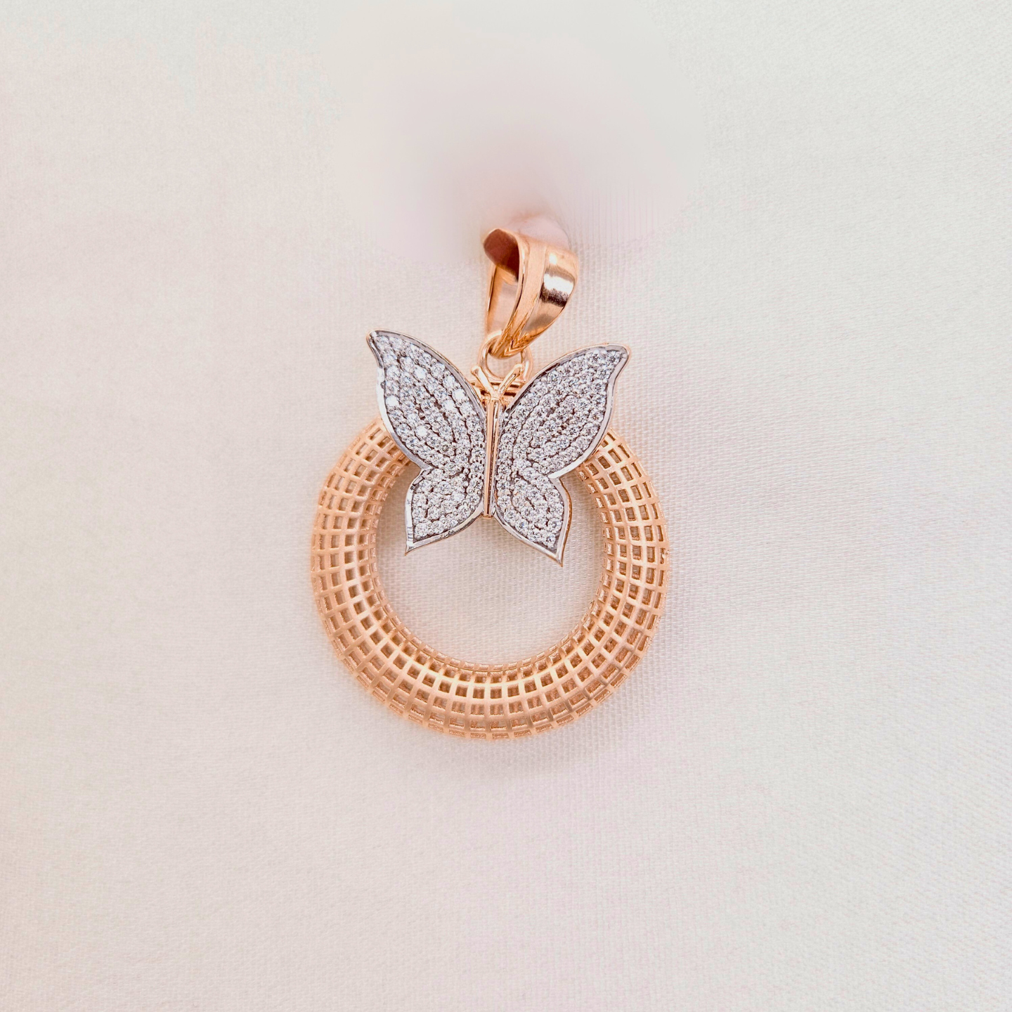 Butterlyn Pendant