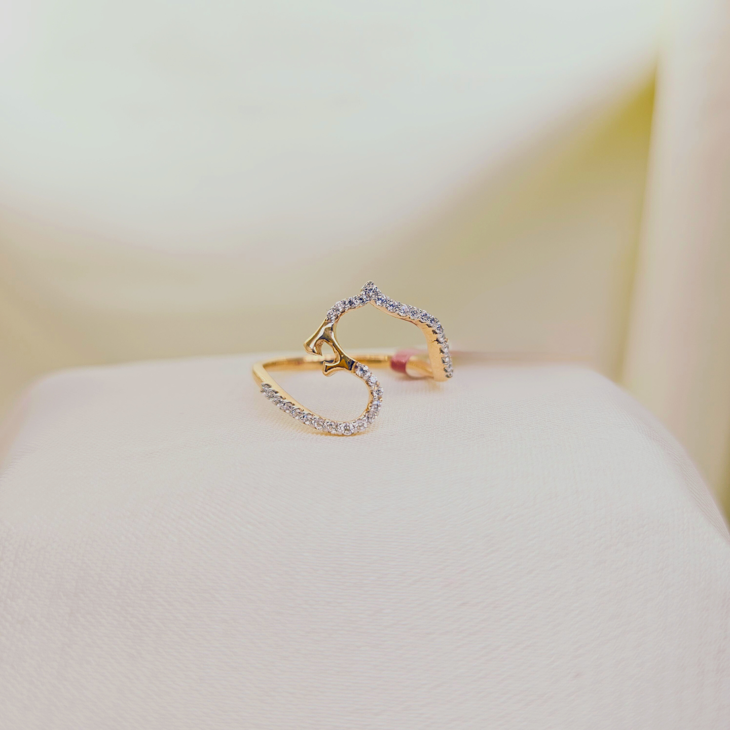 Giltarc Ring