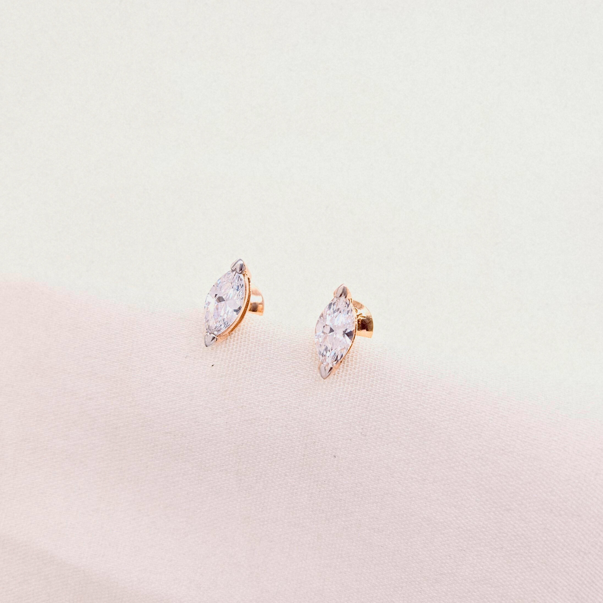 Shinova Earrings