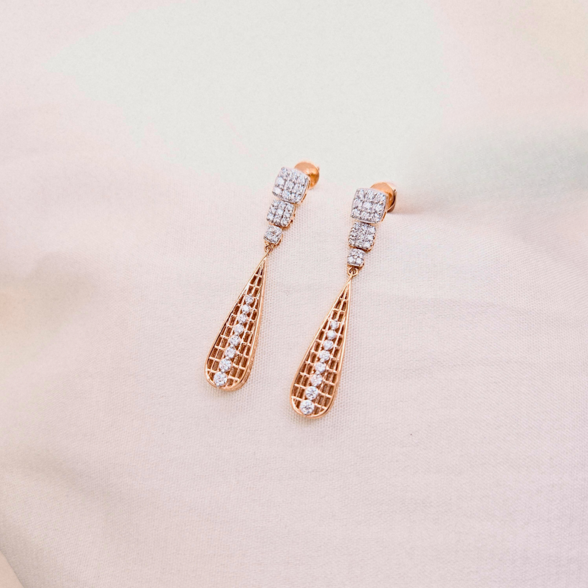 Swayette Earrings